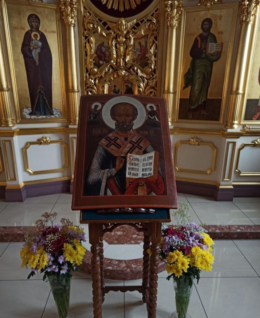 19 декабря - престольный праздник в честь свт. Николая, архиепископа Мир Ликийских, Чудотворца.